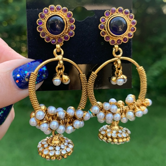 NWT Funky Pearl & Rhinestone Statement Earrings - Picture 9 of 9